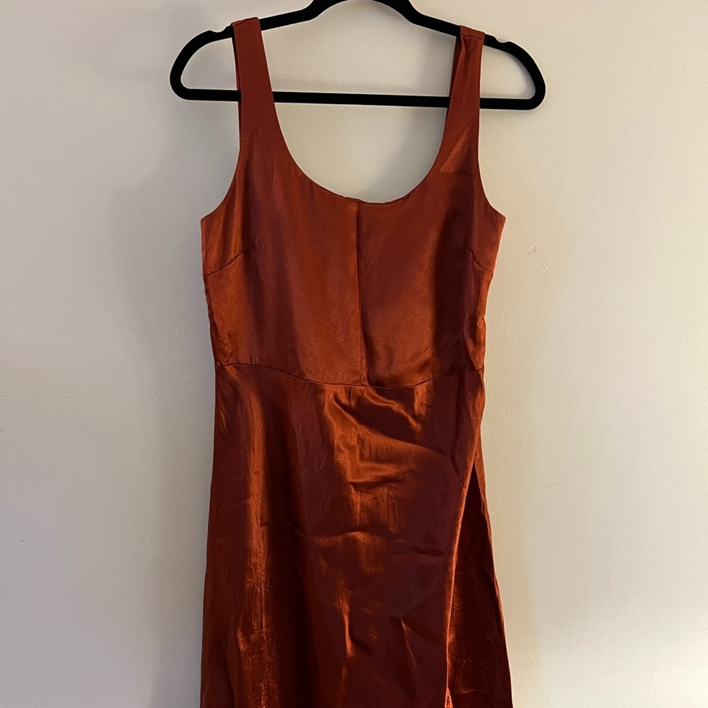 Vince Acetate dress, size 6. Silky and beautiful!